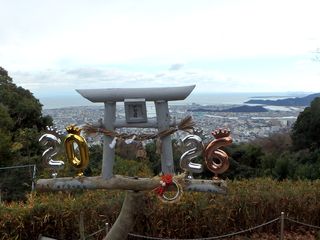 ���R�_��