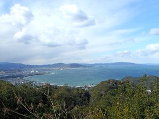 �^���R���甒���`