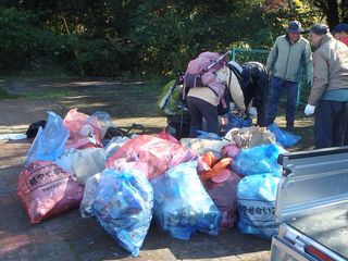 �W�߂��S�~